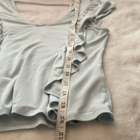 Willow & Clay Light Blue Ruffle Blouse size XS - Picture 7 of 7